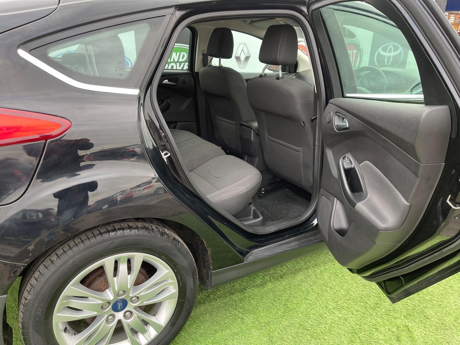 Used Ford Focus 2014 for sale - 76620148: Photo 18