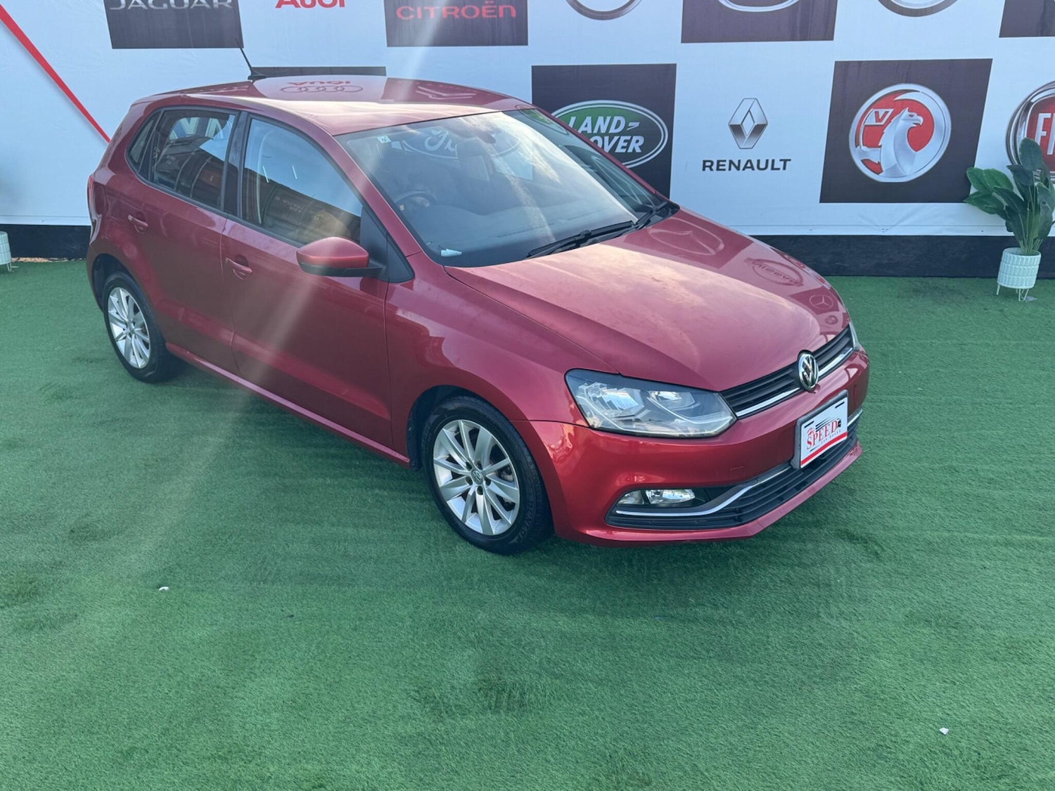 Used Volkswagen Polo for sale - 76752665: Photo 2