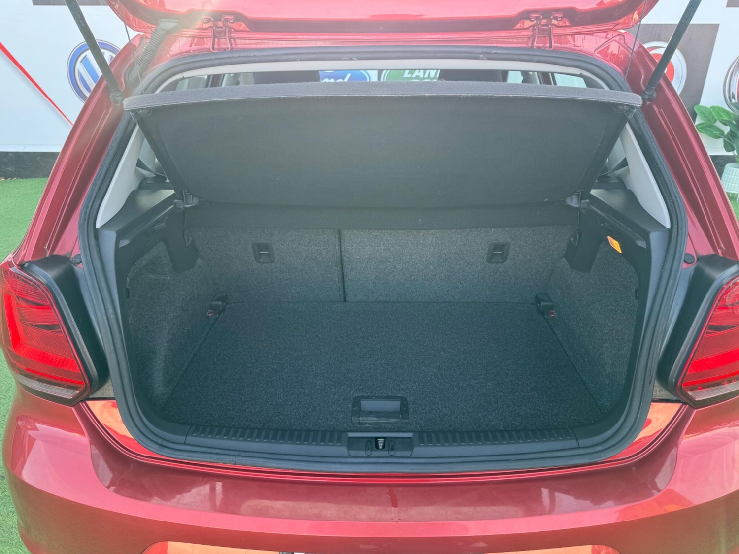 Used Volkswagen Polo for sale - 76752665: Photo 31