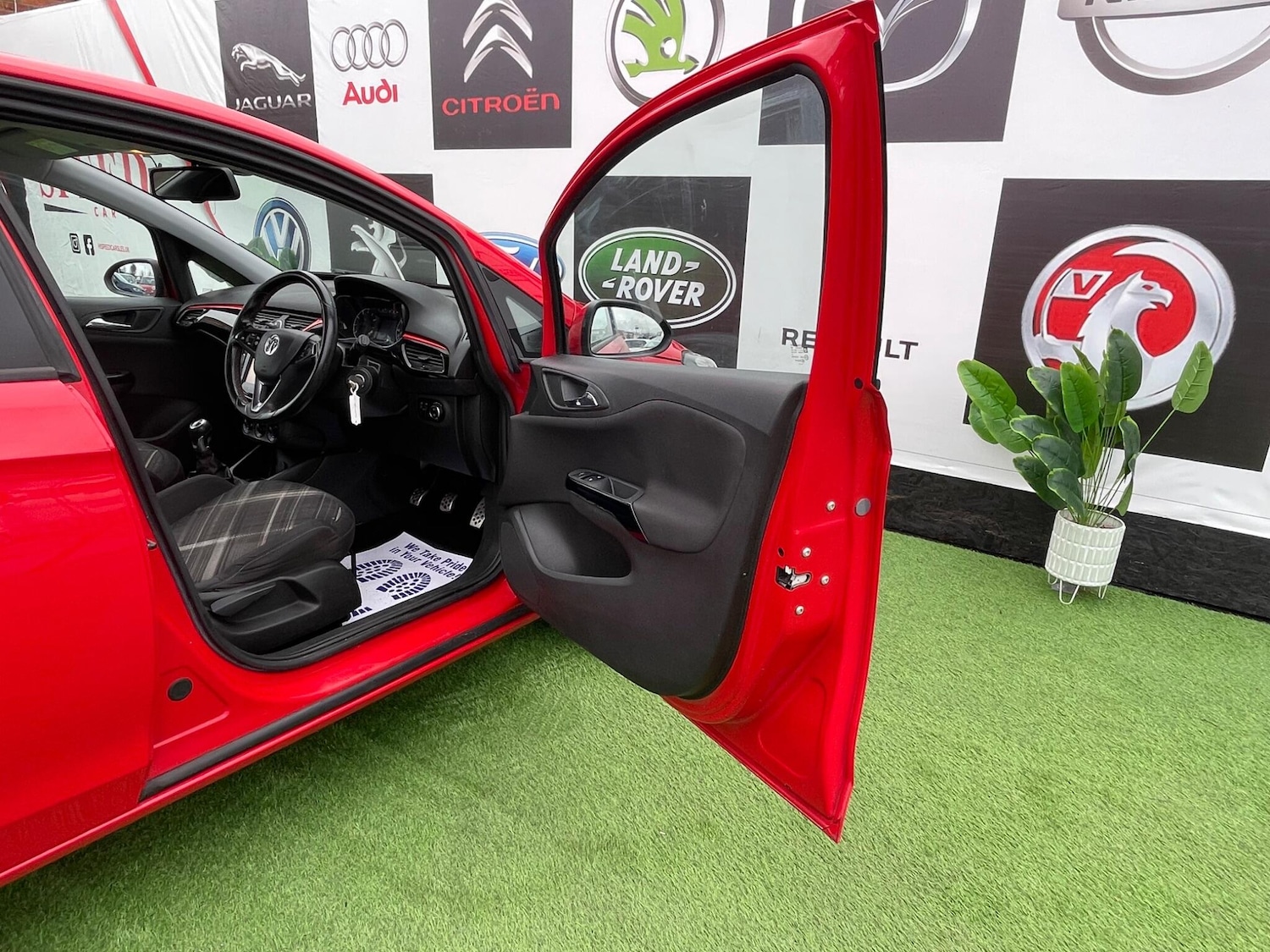 Used Vauxhall Corsa 2016 for sale - 76619615: Photo 25