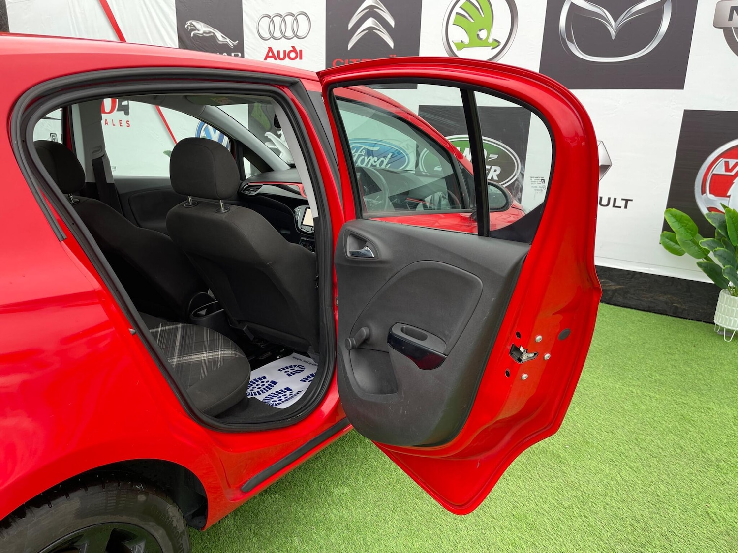 Used Vauxhall Corsa 2016 for sale - 76619615: Photo 27