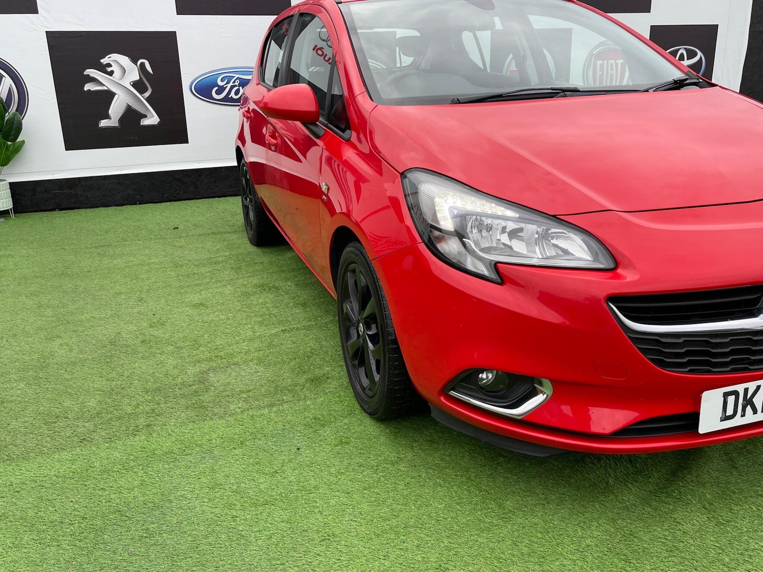 Used Vauxhall Corsa 2016 for sale - 76619615: Photo 5