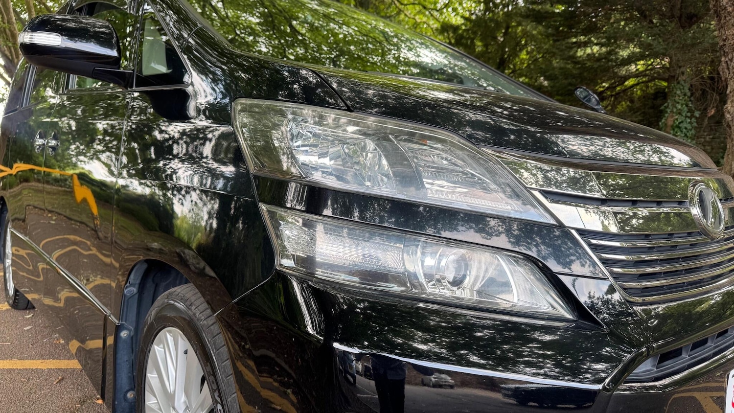 Used Toyota Vellfire 2025 for sale - 76620089: Photo 2