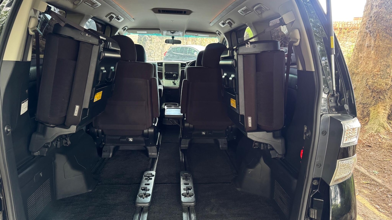 Used Toyota Vellfire 2025 for sale - 76620089: Photo 21