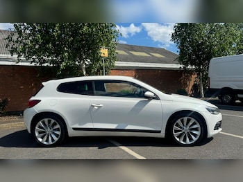 Used Volkswagen Scirocco 2009 for sale - 76620584: Photo