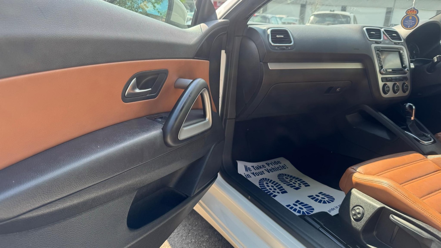 Used Volkswagen Scirocco 2009 for sale - 76620584: Photo 8