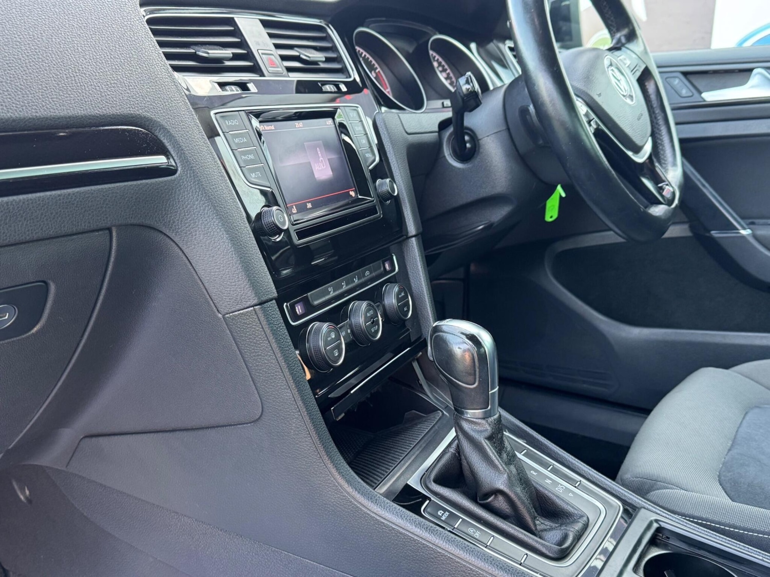 Used Volkswagen Golf for sale - 76659285: Photo 15