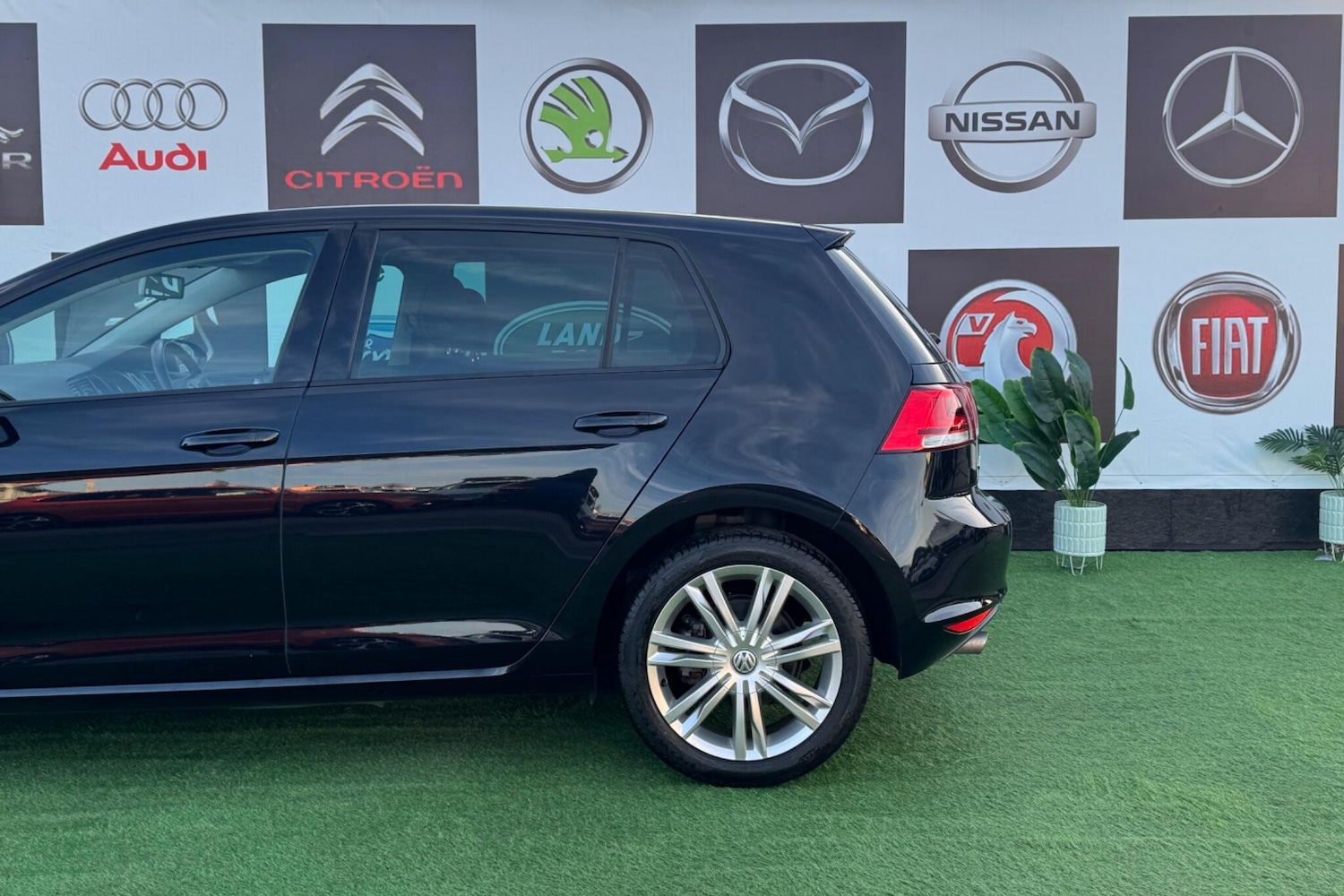 Used Volkswagen Golf for sale - 76659285: Photo 51