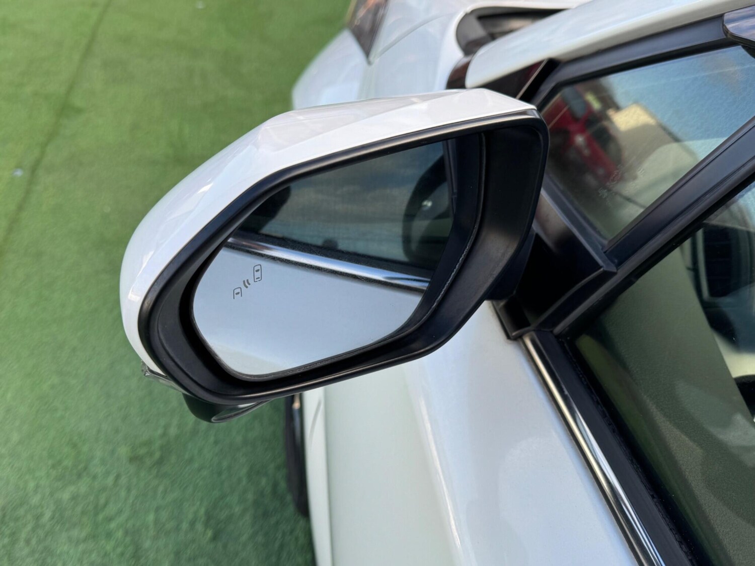 Used Toyota C-HR for sale - 76753070: Photo 37