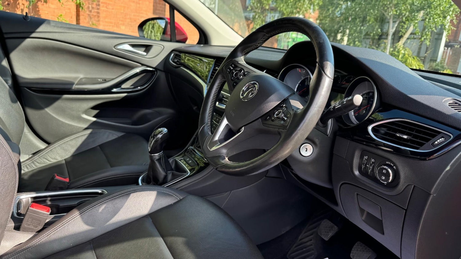 Used Vauxhall Astra 2017 for sale - 76620230: Photo 19