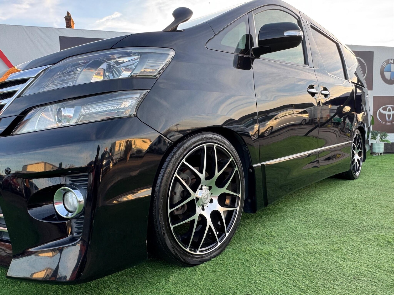 Used Toyota Vellfire for sale - 76667444: Photo 11