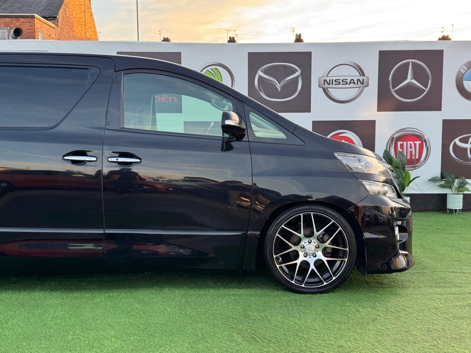 Used Toyota Vellfire for sale - 76667444: Photo 45