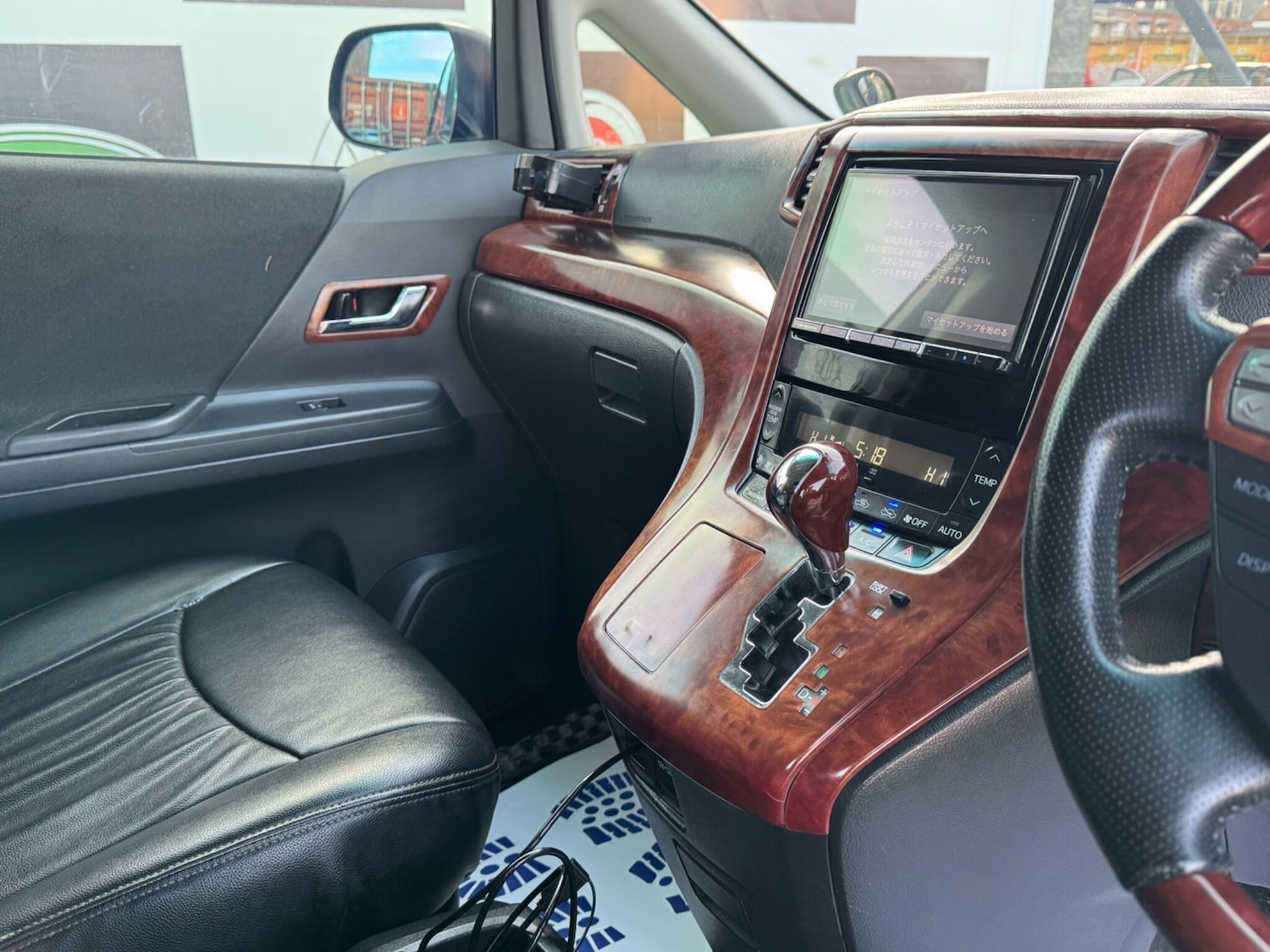 Used Toyota Vellfire for sale - 76667444: Photo 46