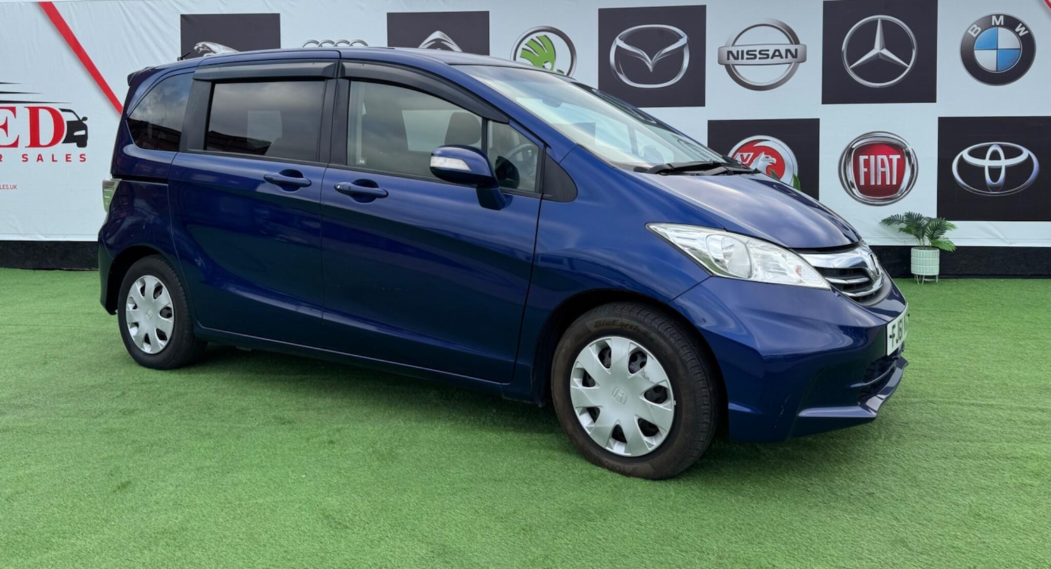 Used Honda Freed for sale - 76646110: Photo 1