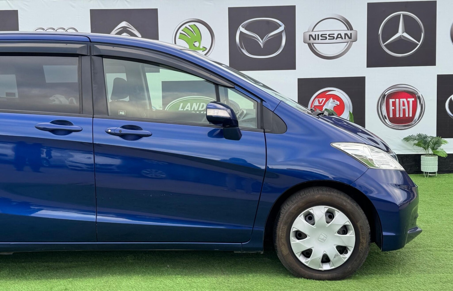 Used Honda Freed for sale - 76646110: Photo 11