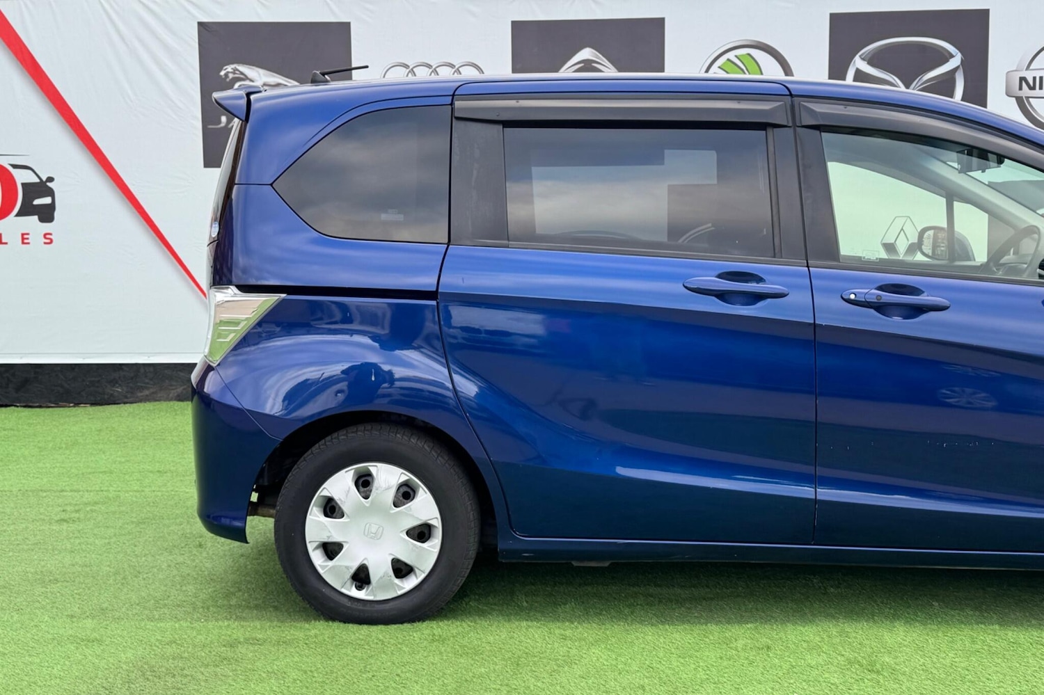 Used Honda Freed for sale - 76646110: Photo 12