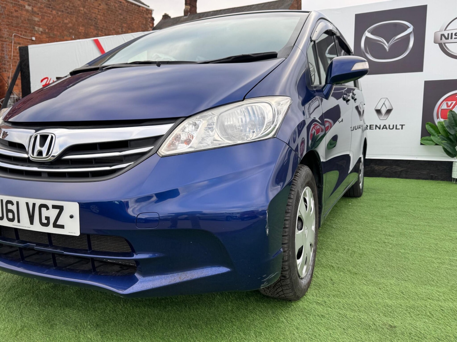 Used Honda Freed for sale - 76646110: Photo 3