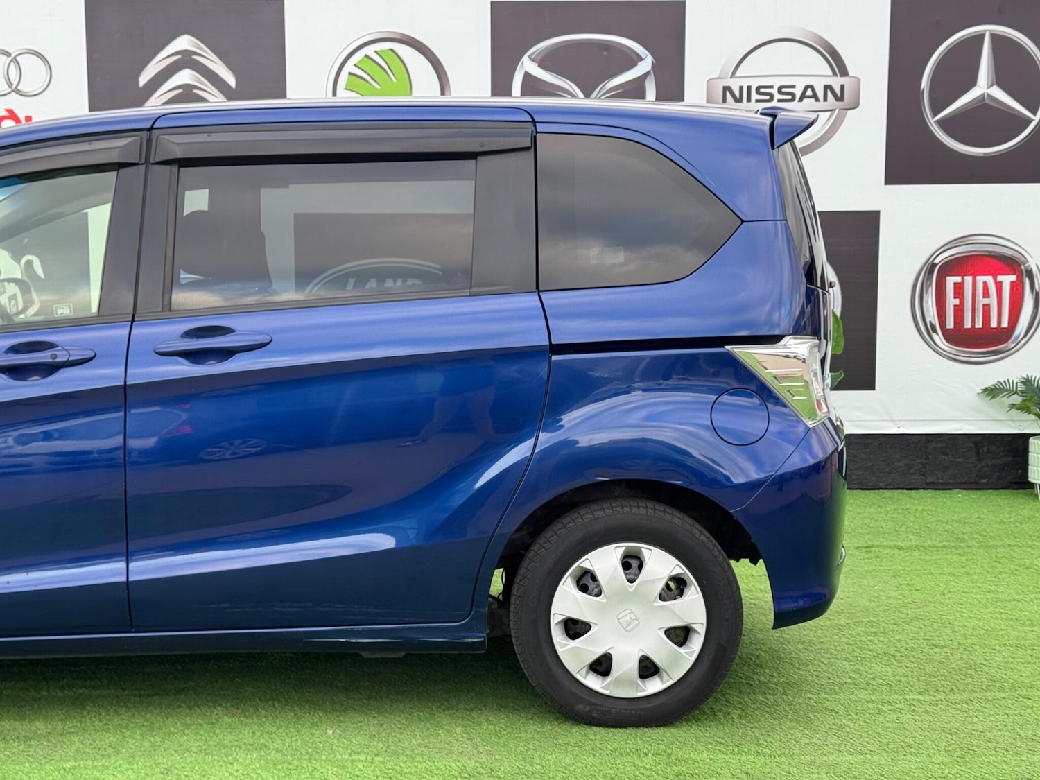 Used Honda Freed for sale - 76646110: Photo 35