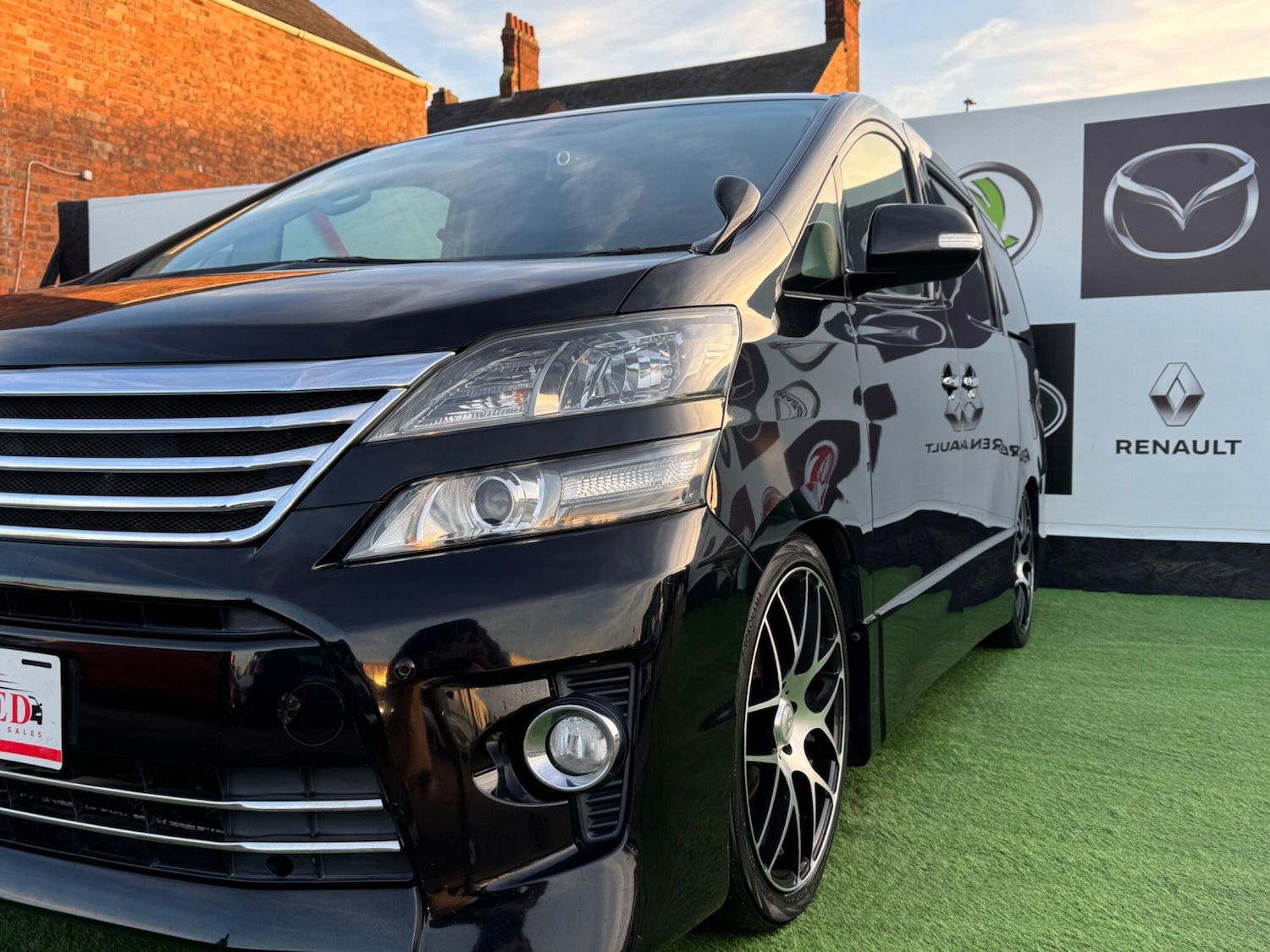 Used Toyota Vellfire for sale - 76996817: Photo 4