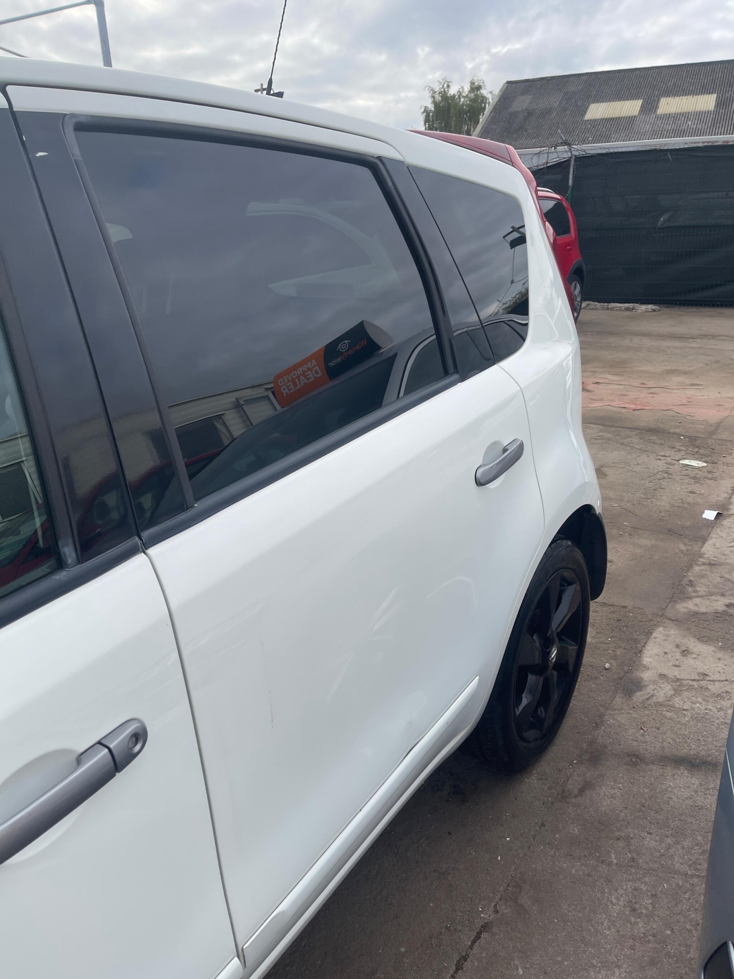 Used Nissan Note 2011 for sale - 76619958: Photo 8