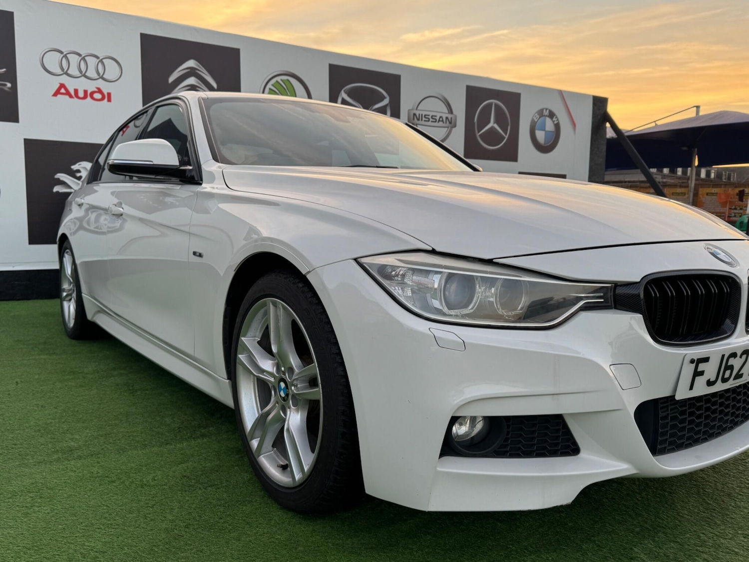 Used BMW 3 Series for sale - 76997517: Photo 2