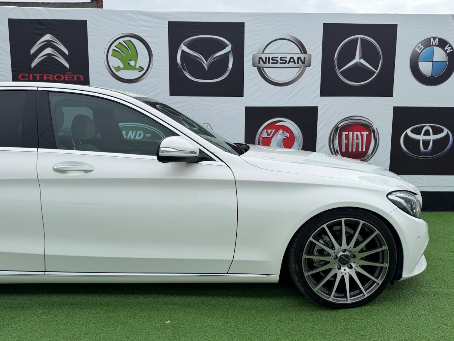 Used Mercedes-Benz C Class for sale - 76620165: Photo 12