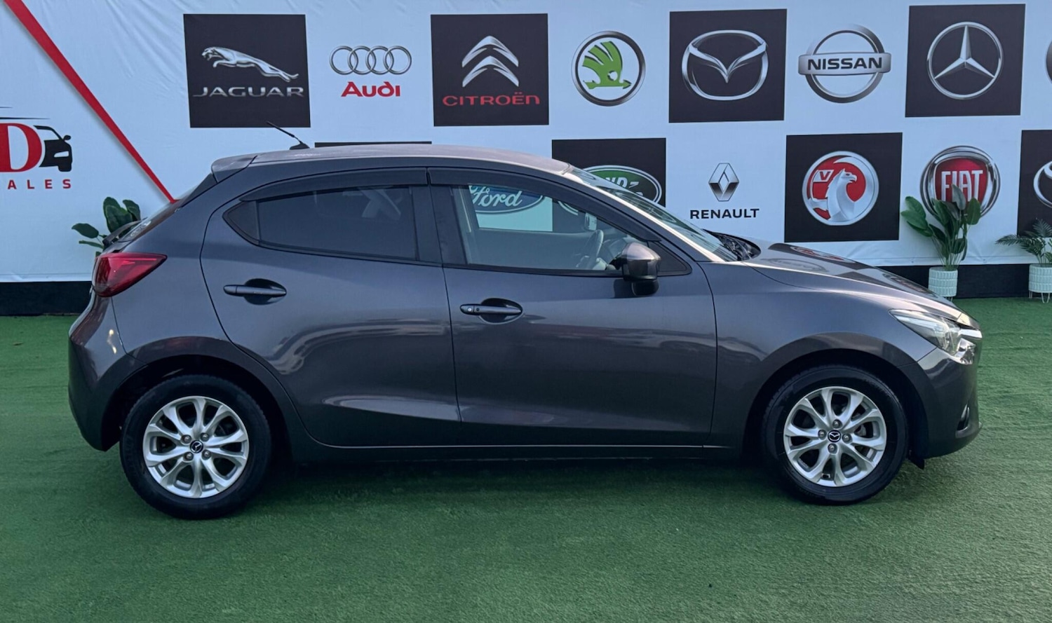 Used Mazda Mazda2 for sale - 77015546: Photo 15
