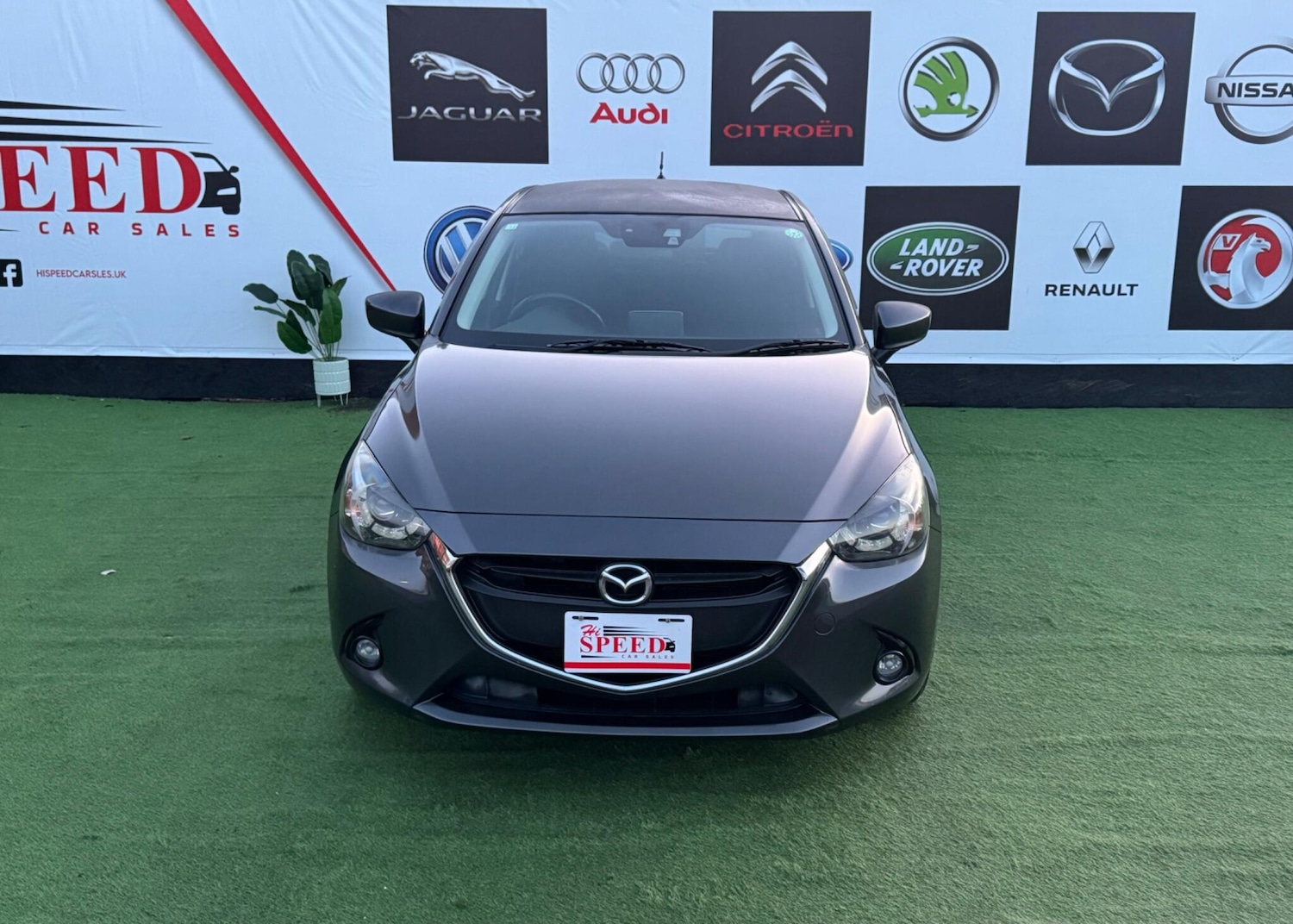 Used Mazda Mazda2 for sale - 77015546: Photo 2