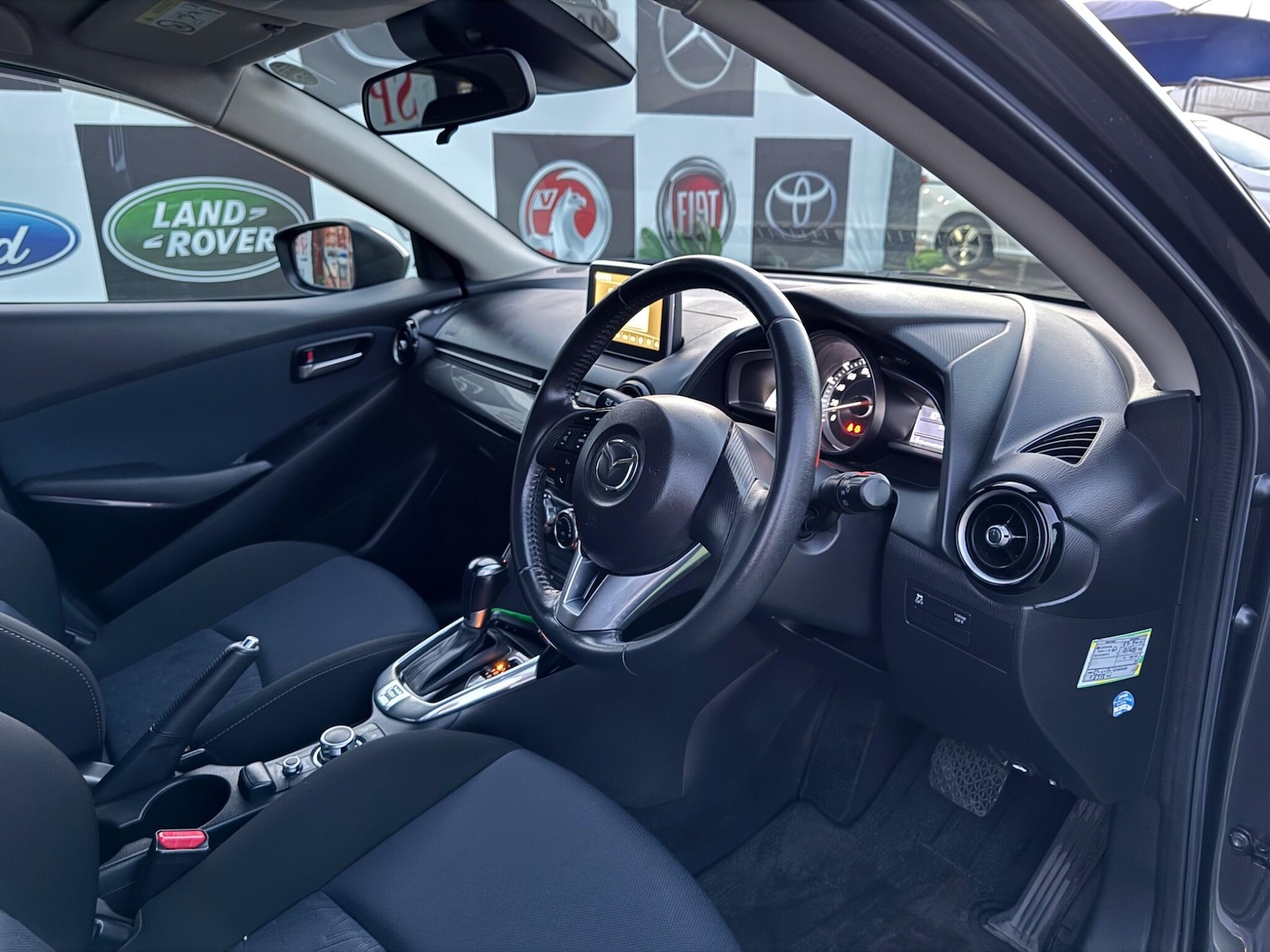 Used Mazda Mazda2 for sale - 77015546: Photo 21