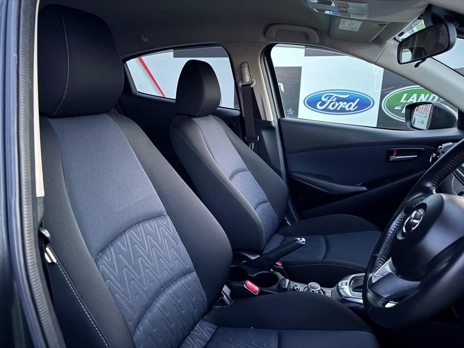 Used Mazda Mazda2 for sale - 77015546: Photo 25