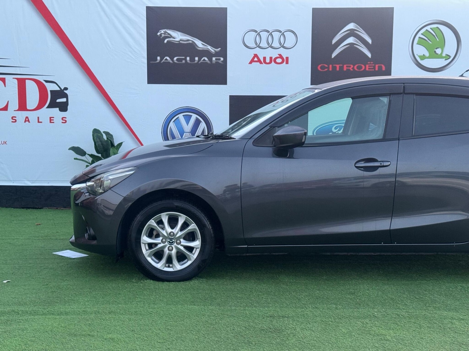 Used Mazda Mazda2 for sale - 77015546: Photo 4