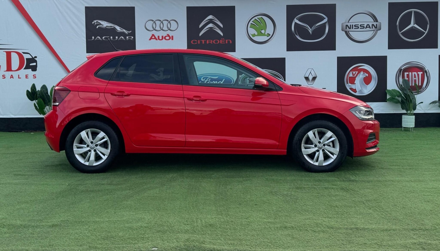 Used Volkswagen Polo for sale - 76752447: Photo 16