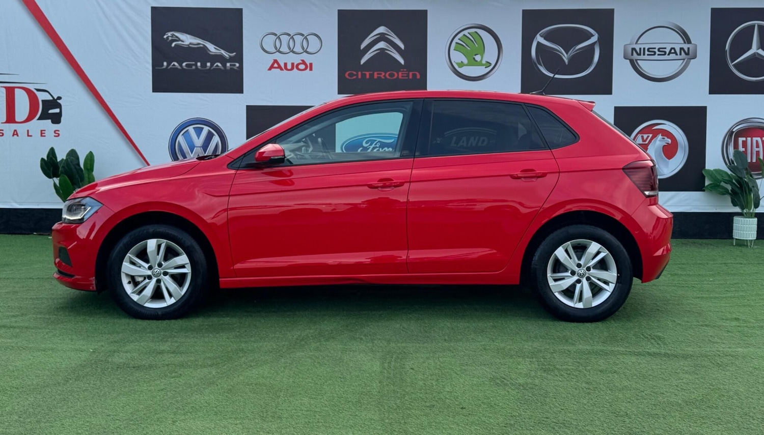 Used Volkswagen Polo for sale - 76752447: Photo 4