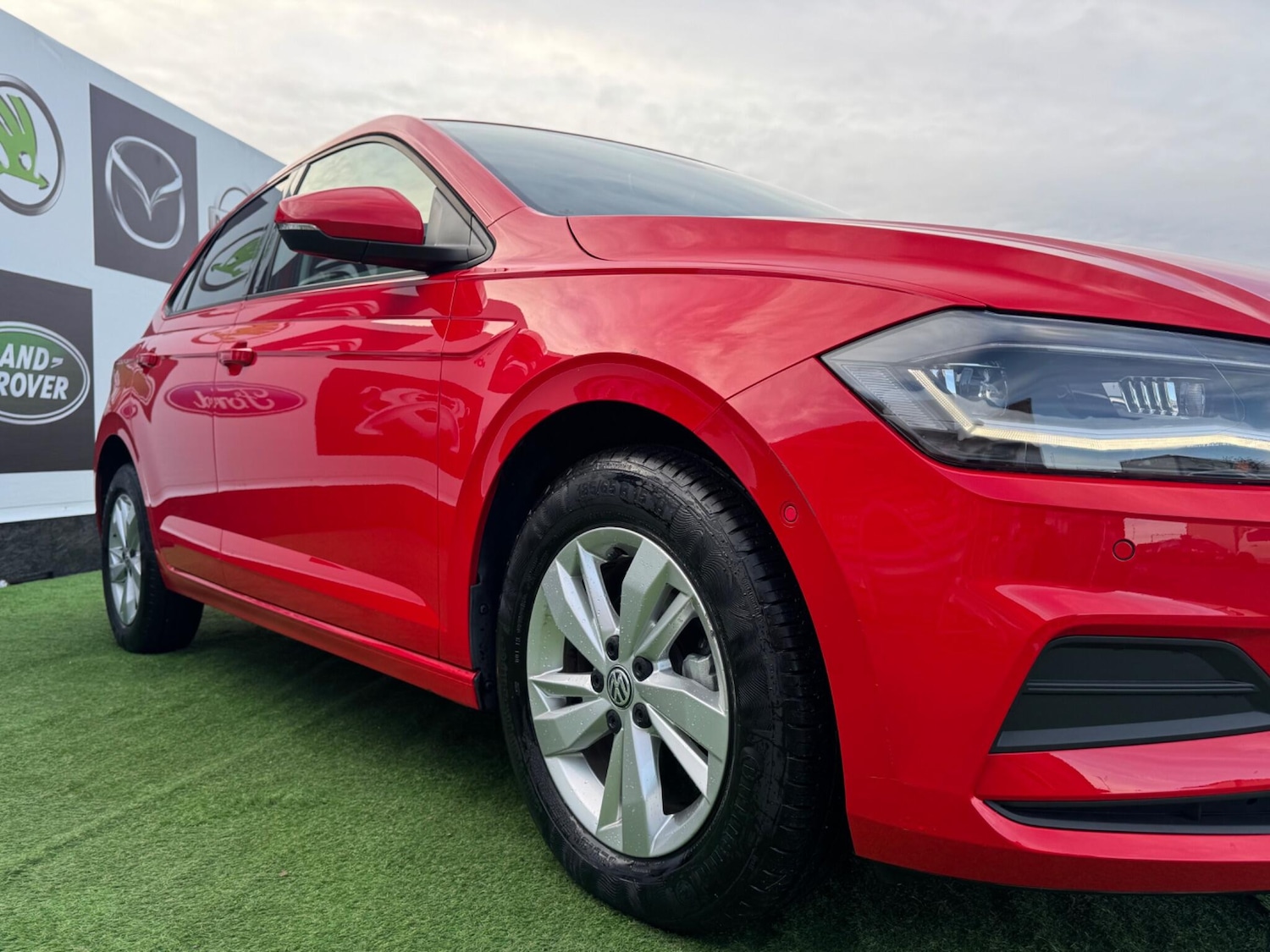 Used Volkswagen Polo for sale - 76752447: Photo 5