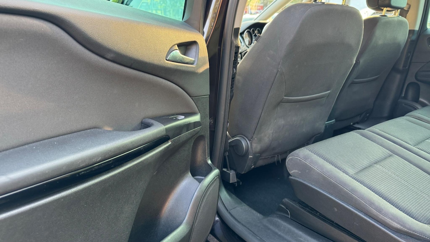 Used Vauxhall Zafira 2014 for sale - 76620263: Photo 13