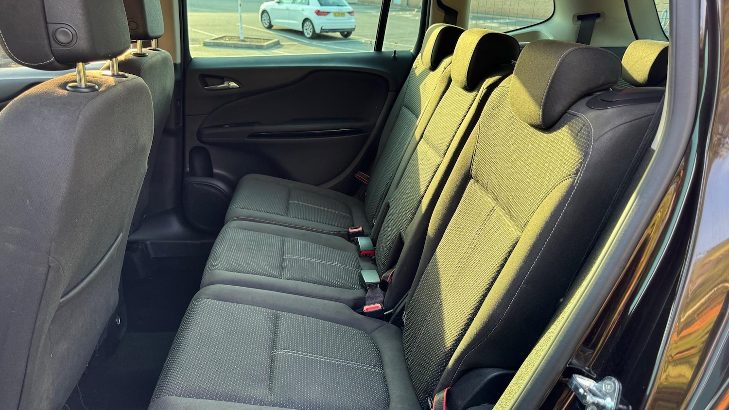 Used Vauxhall Zafira 2014 for sale - 76620263: Photo 14