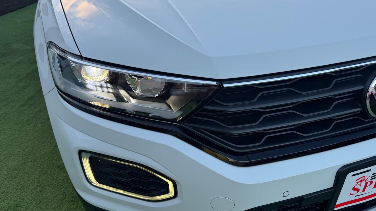 Used Volkswagen T-Roc for sale - 76997114: Photo 14