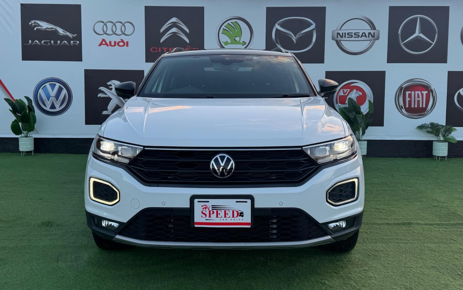 Used Volkswagen T-Roc for sale - 76997114: Photo 24