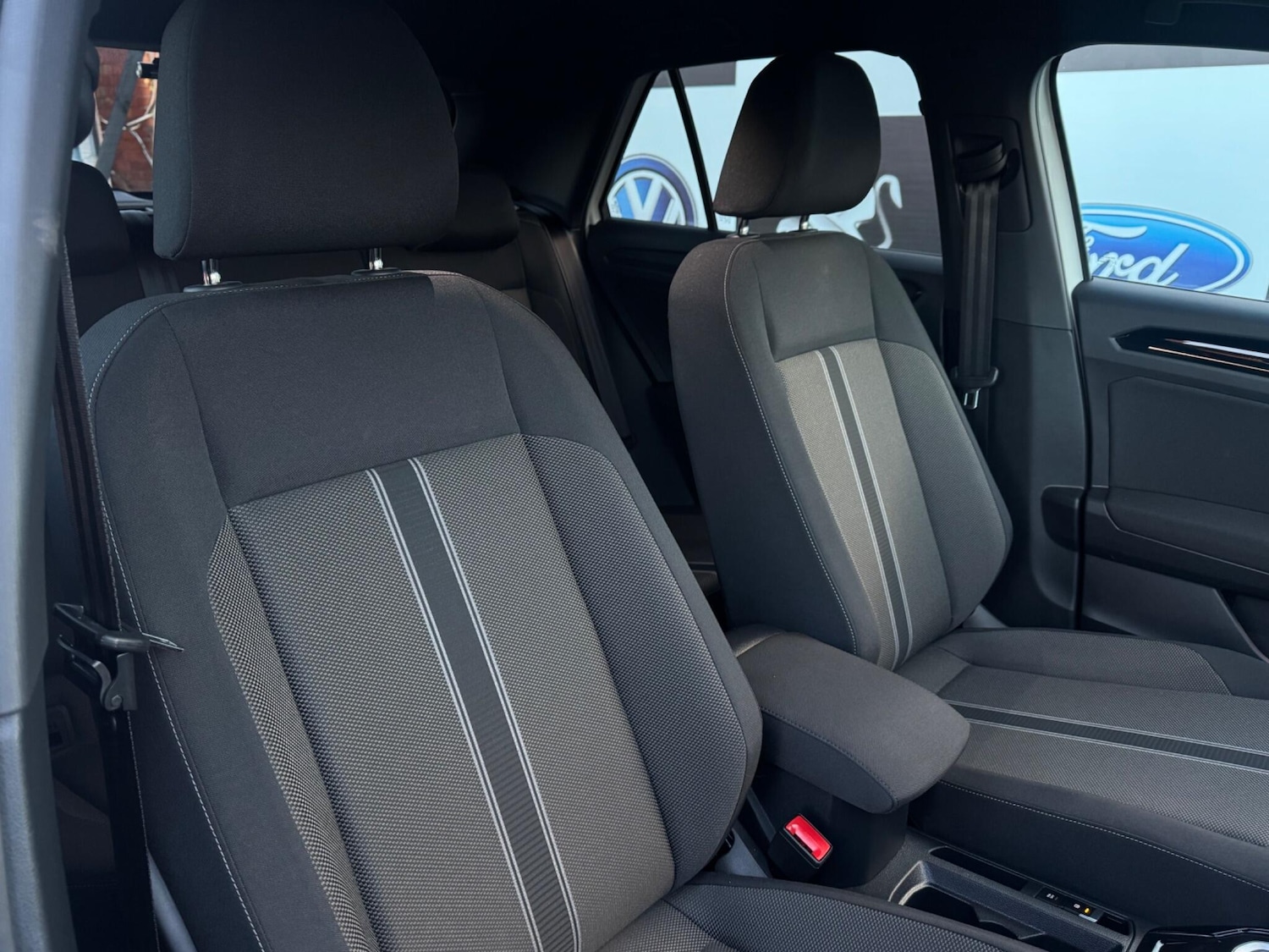 Used Volkswagen T-Roc for sale - 76997114: Photo 40