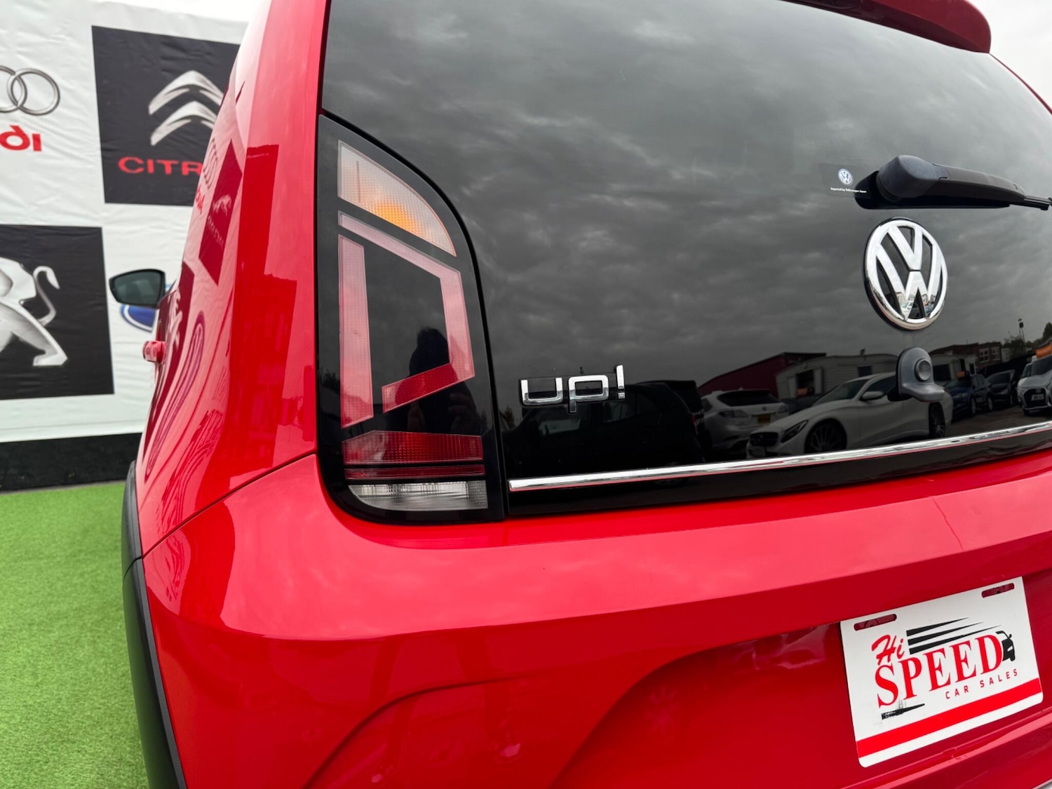 Used Volkswagen up! for sale - 76620170: Photo 11