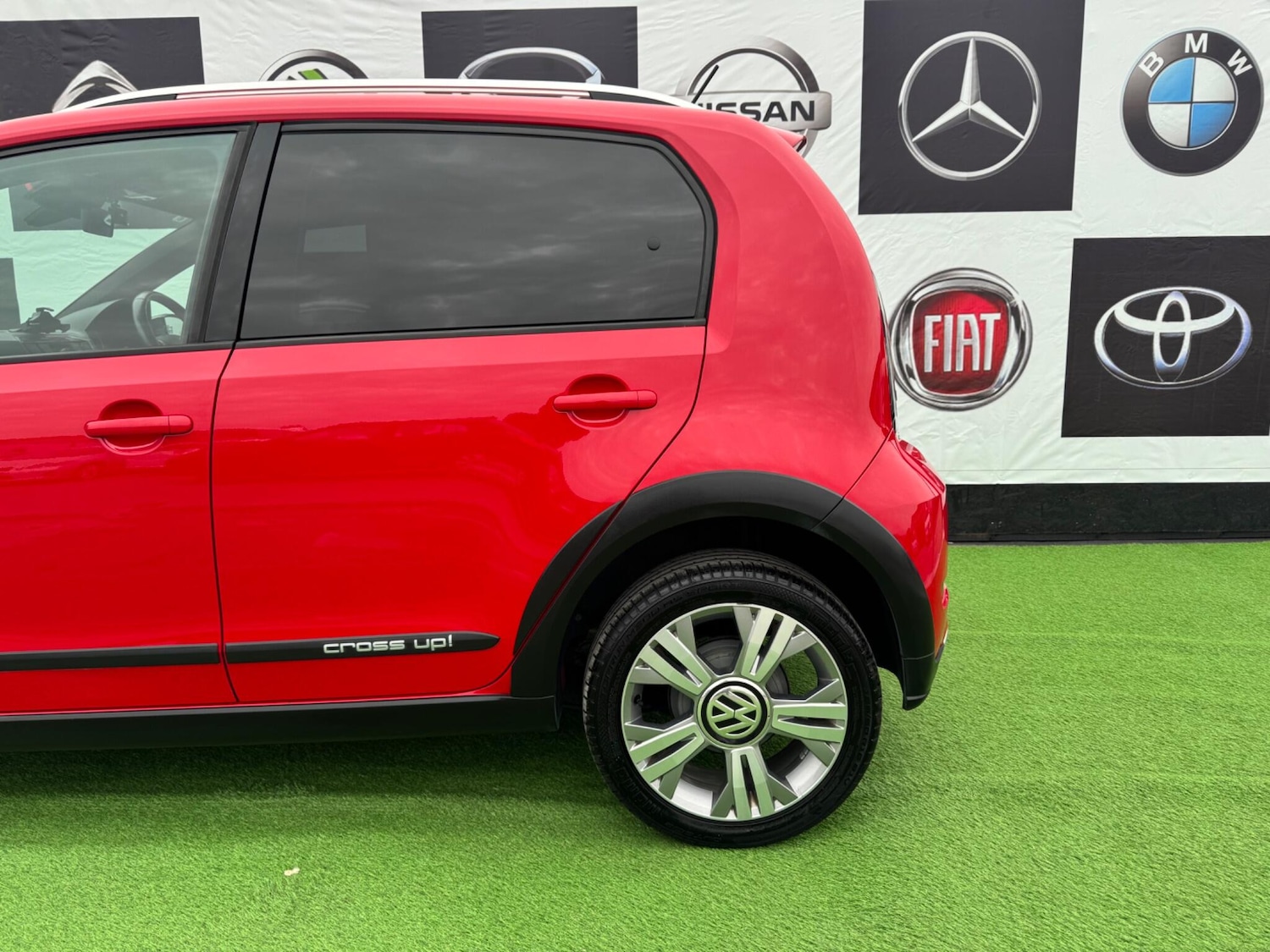 Used Volkswagen up! for sale - 76620170: Photo 13