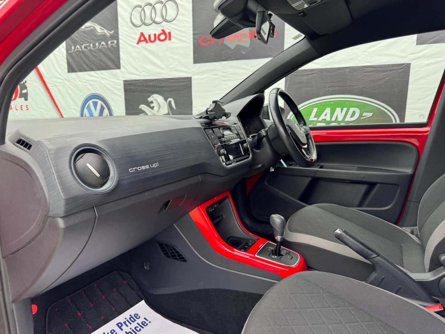 Used Volkswagen up! for sale - 76620170: Photo 29