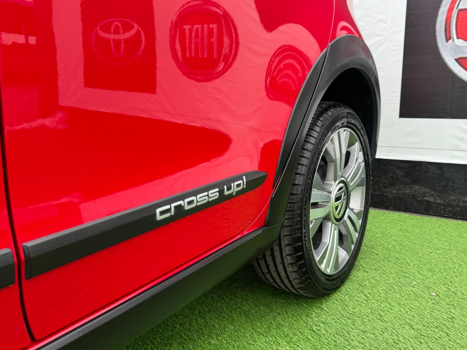 Used Volkswagen up! for sale - 76620170: Photo 7