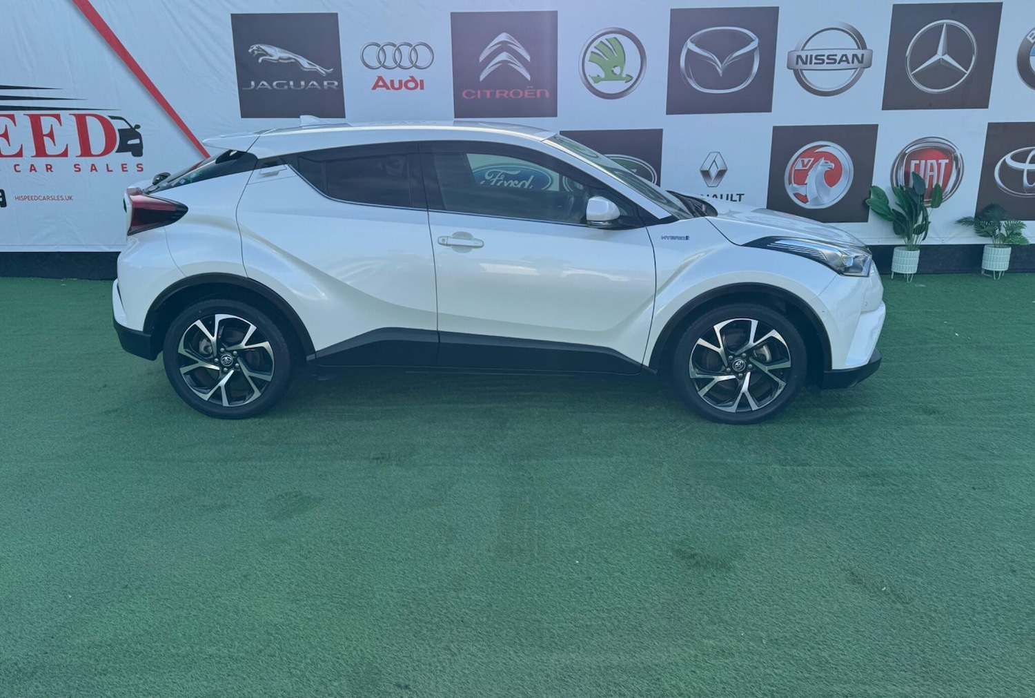 Used Toyota C-HR for sale - 76994645: Photo 13