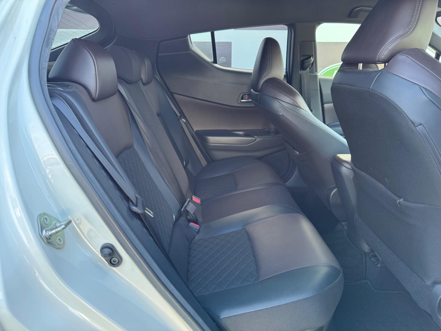 Used Toyota C-HR for sale - 76994645: Photo 26