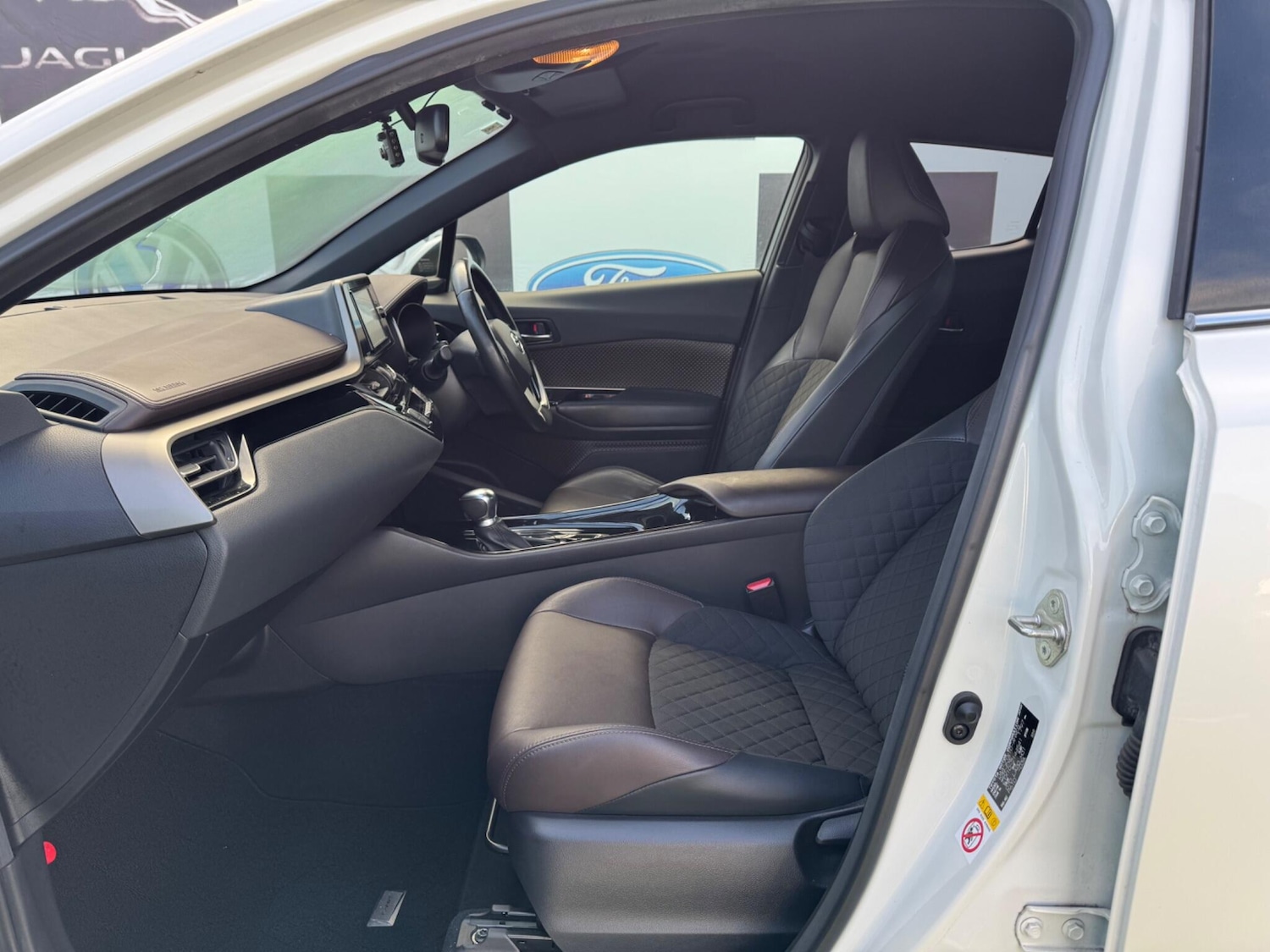 Used Toyota C-HR for sale - 76994645: Photo 41