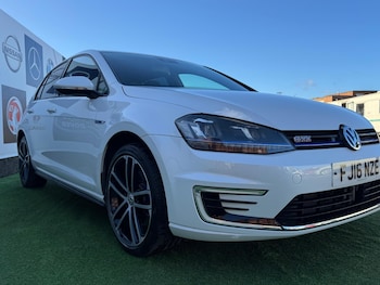 Used Volkswagen Golf 2016 for sale - 76620323: Photo