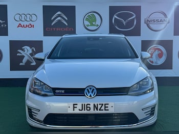Used Volkswagen Golf 2016 for sale - 76620323: Photo