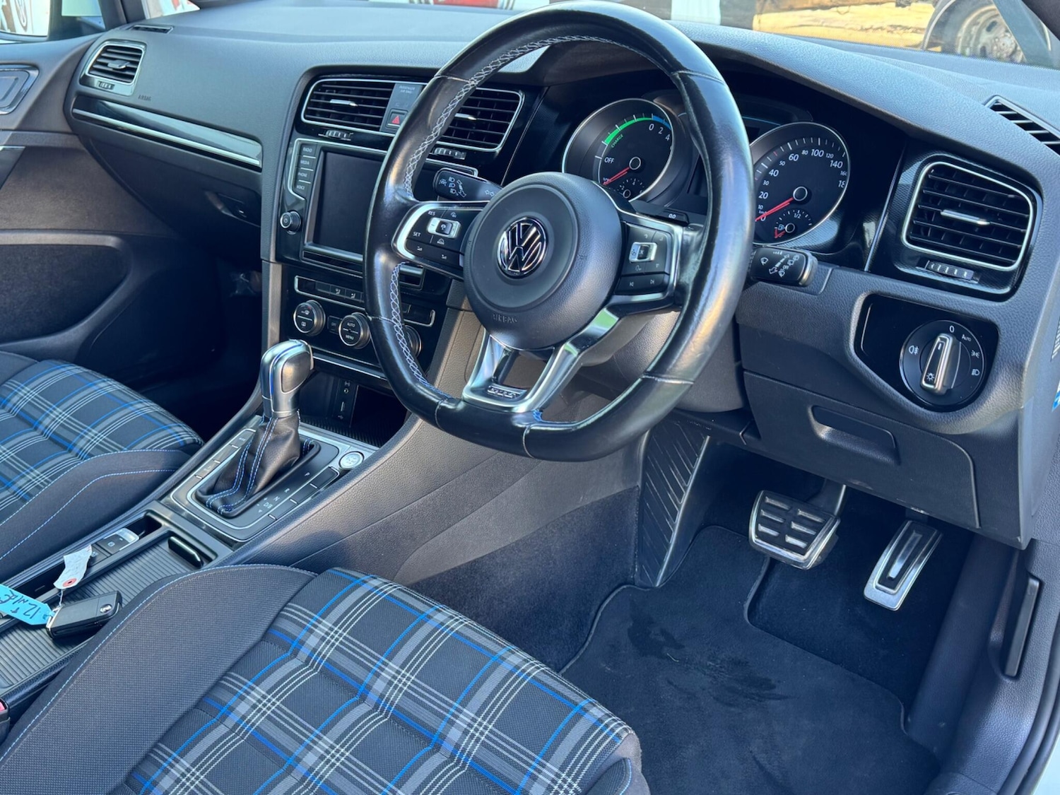 Used Volkswagen Golf 2025 for sale - 76620323: Photo 47