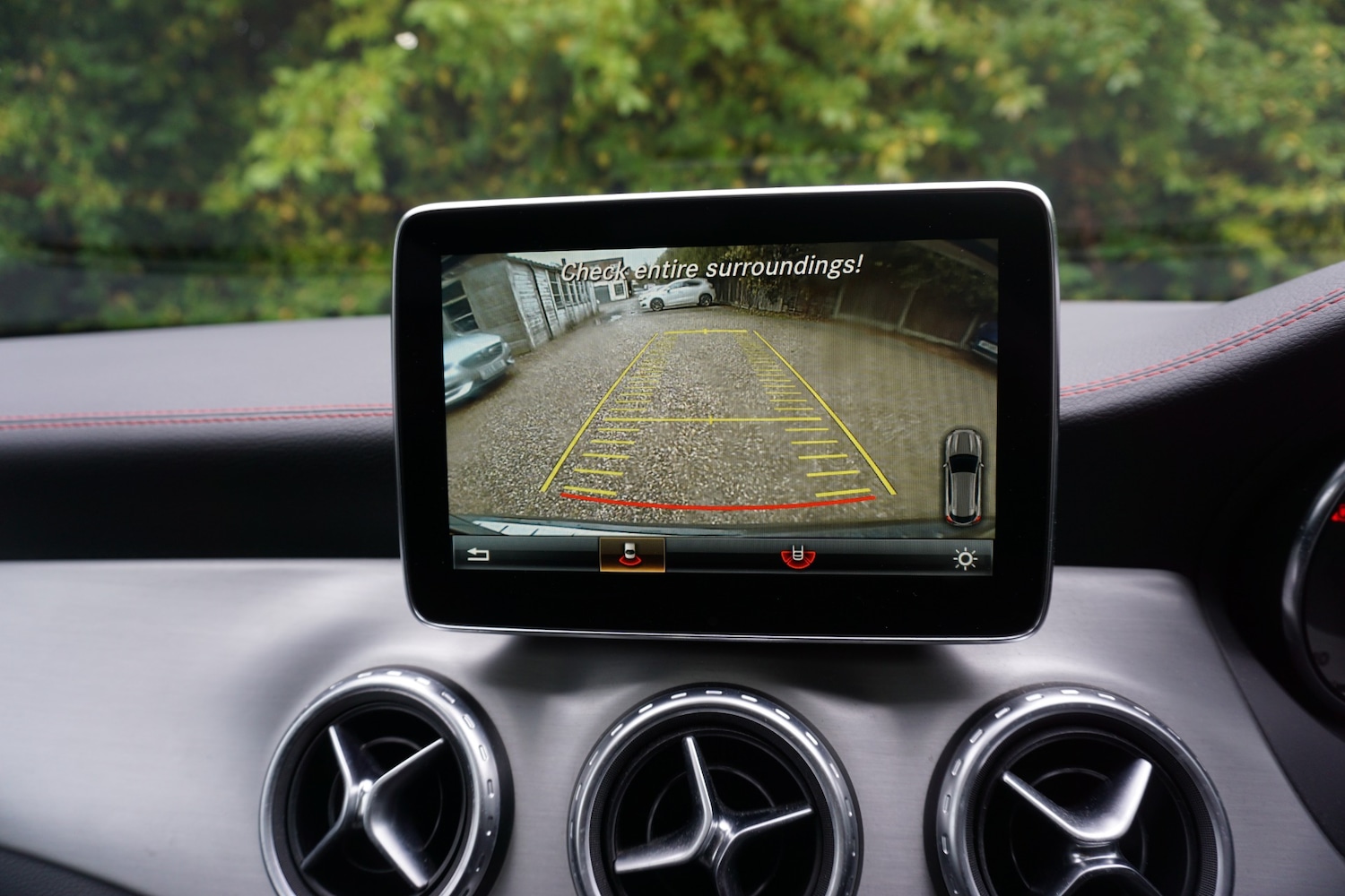 Used Mercedes-Benz GLA 2016 for sale - 76403275: Photo 24